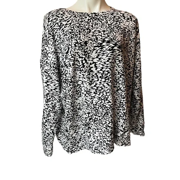 ATHLETA Balance Printed Pullover Ocelot Spot White, Sz XL - Picture 7 of 11